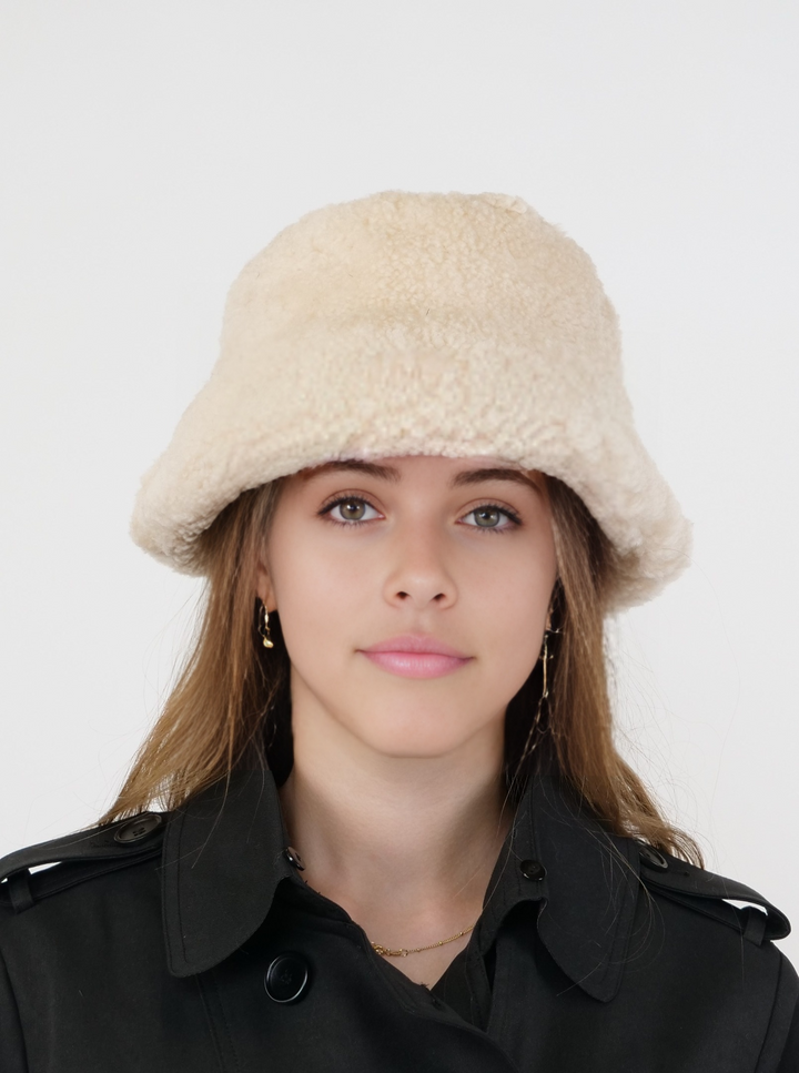 ZXH1817 Hat - Lamb - Accesories - Beige