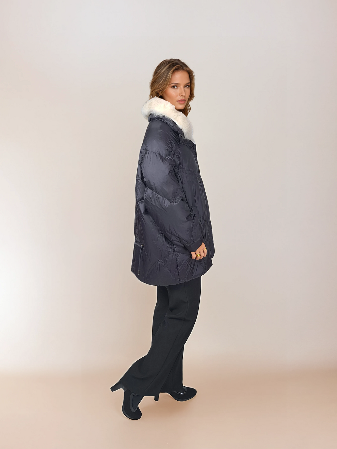 Elfenbein, 80 cm. - Daunen - Damen - Schwarz