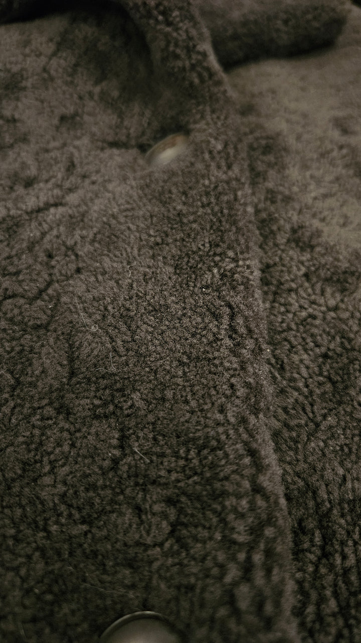 Jaji, 60 cm. - Krave - Krøllet lam - Kvinder - Kaffe