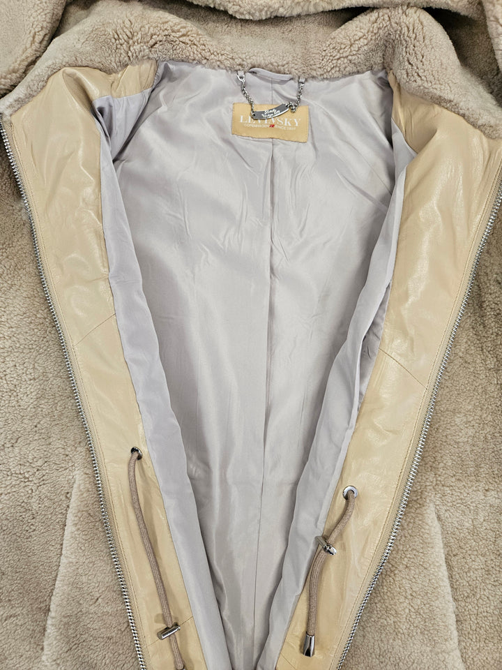 Delaney, 87 cm. - Hood Curly Lamb - Women Dark Beige