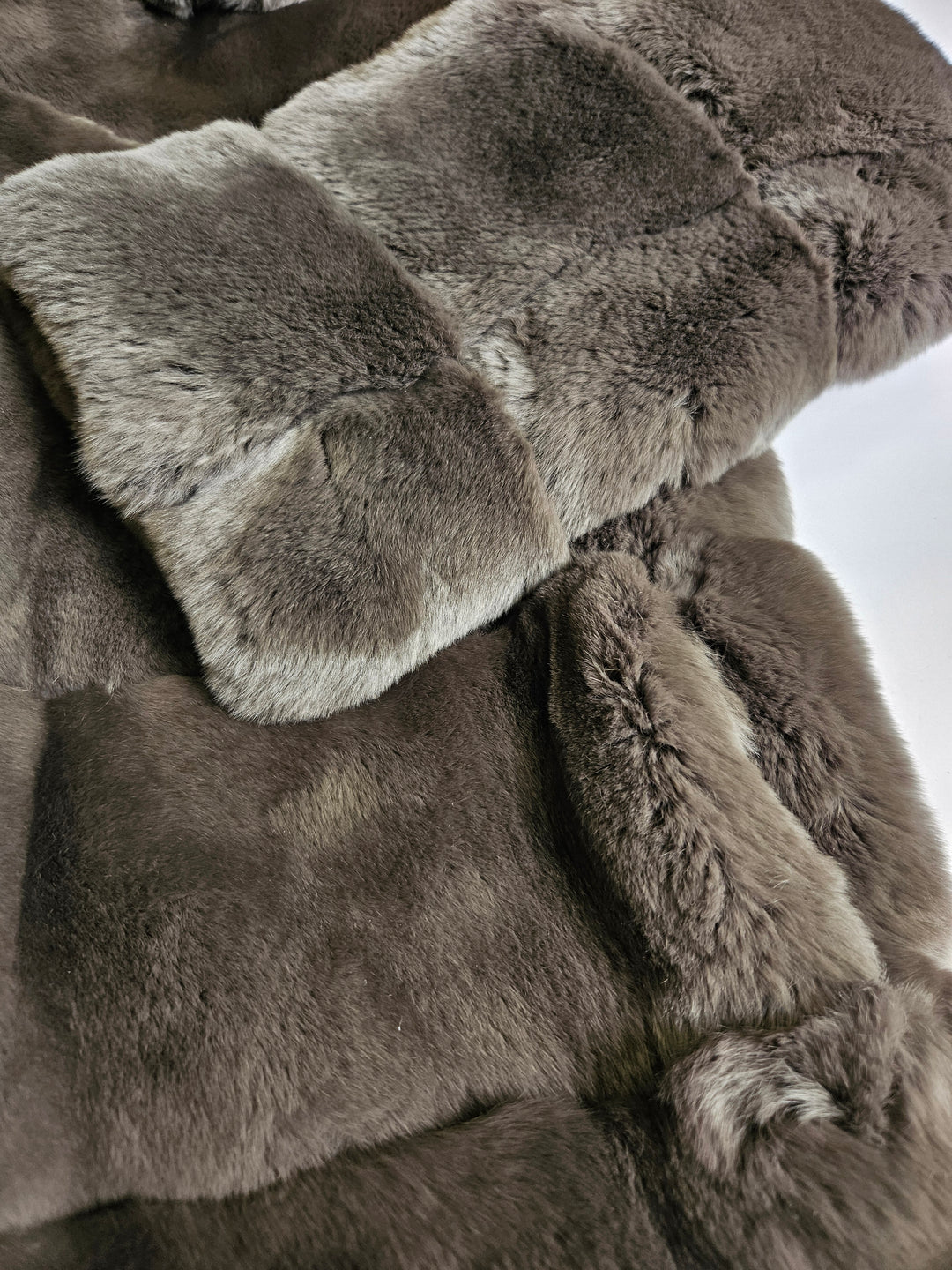 Imelda-A, 85 cm. - Hood Rex - Women Chocolate
