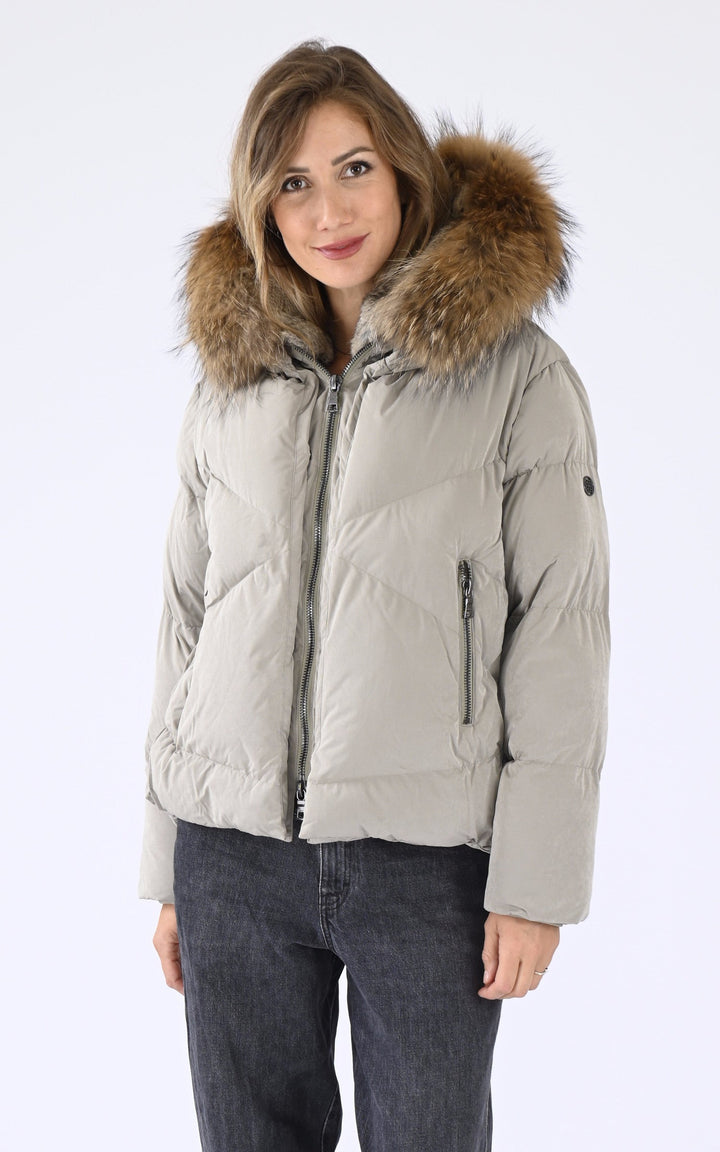 A "SNOW 515" Kaki Clair Blonde n°8 Ves Doudoune Femme closed photo