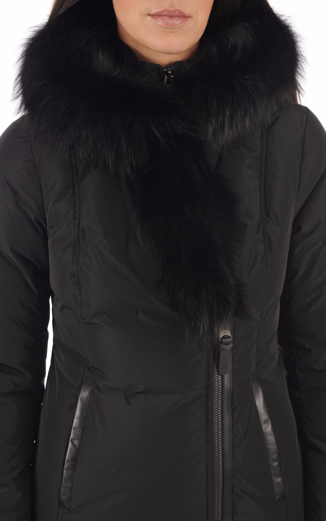 A "ADALI-BX" Noir Mackage Ves Doudoune Femme details photo