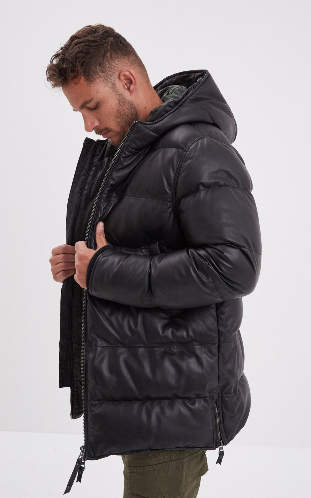 A "WITHMIRE 102835" Noir Daytona 73 Ves Doudoune Homme closed photo