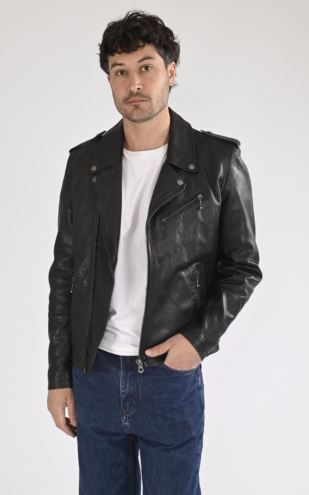 A "GOLBERG 101485" Noir Daytona 73 Perfecto Homme opened photo