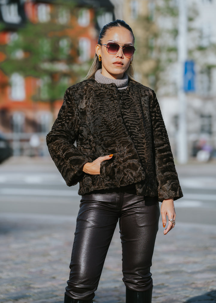 Konstantinou Monroe, 56 cm. - Persian Lamb - Women - Brown