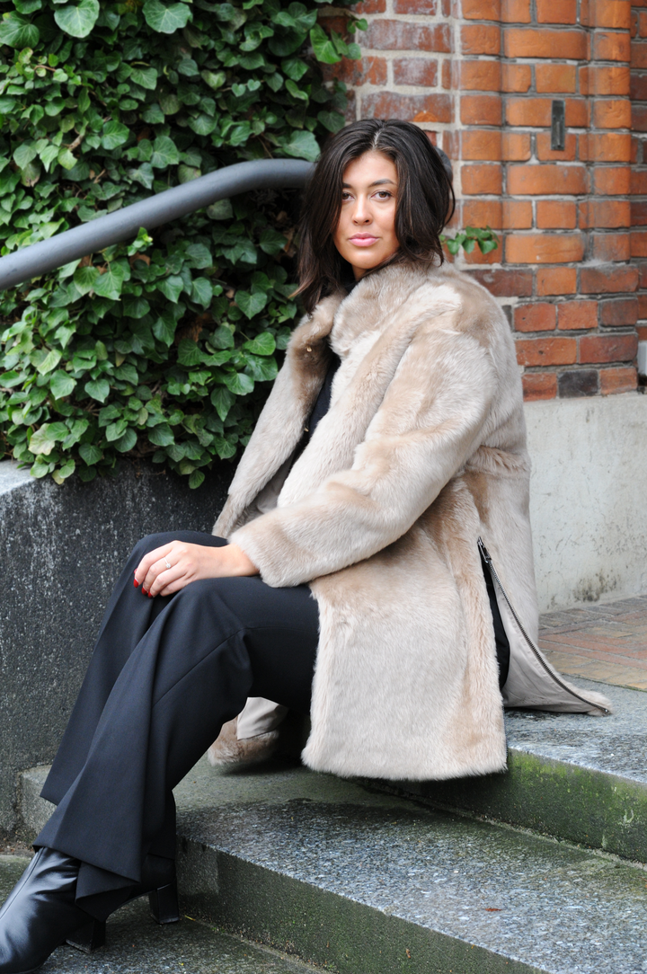 Halima, 85 cm. - Krage - La Coon Lamb - Dam - Kamel