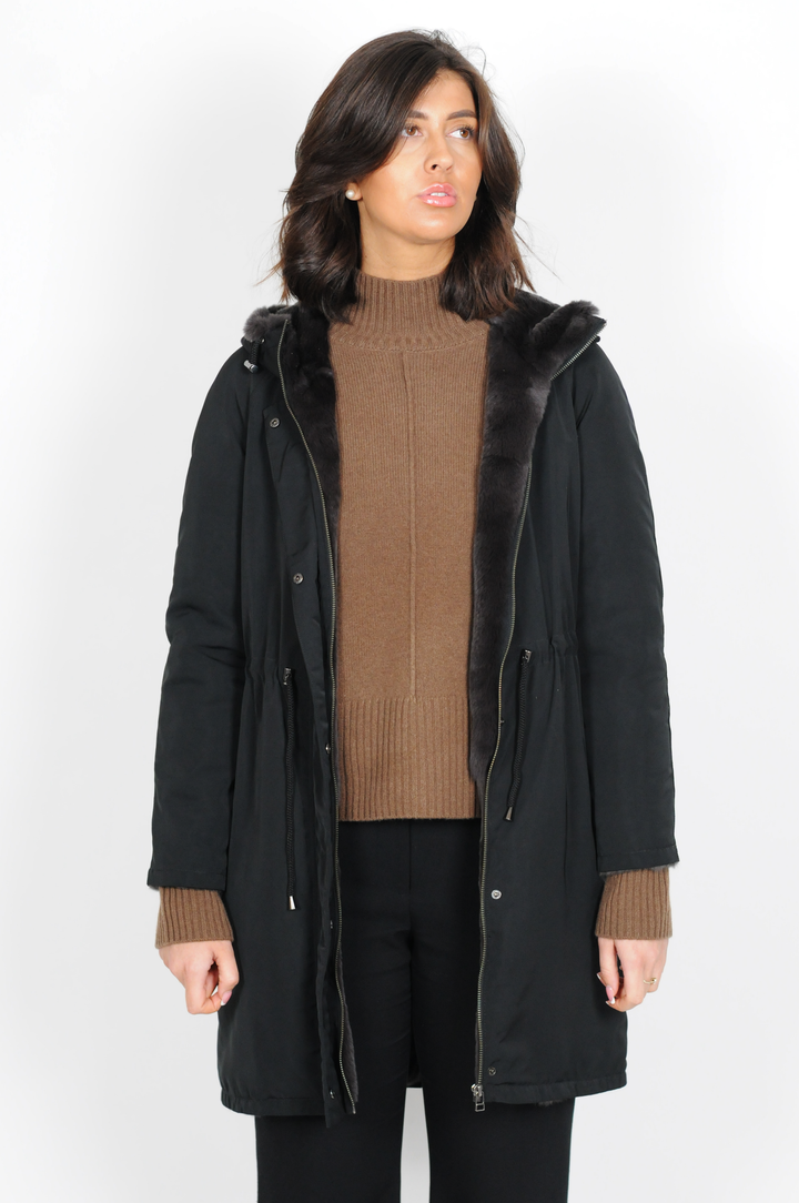 17611 - Black Parka coat with fur lining - Women