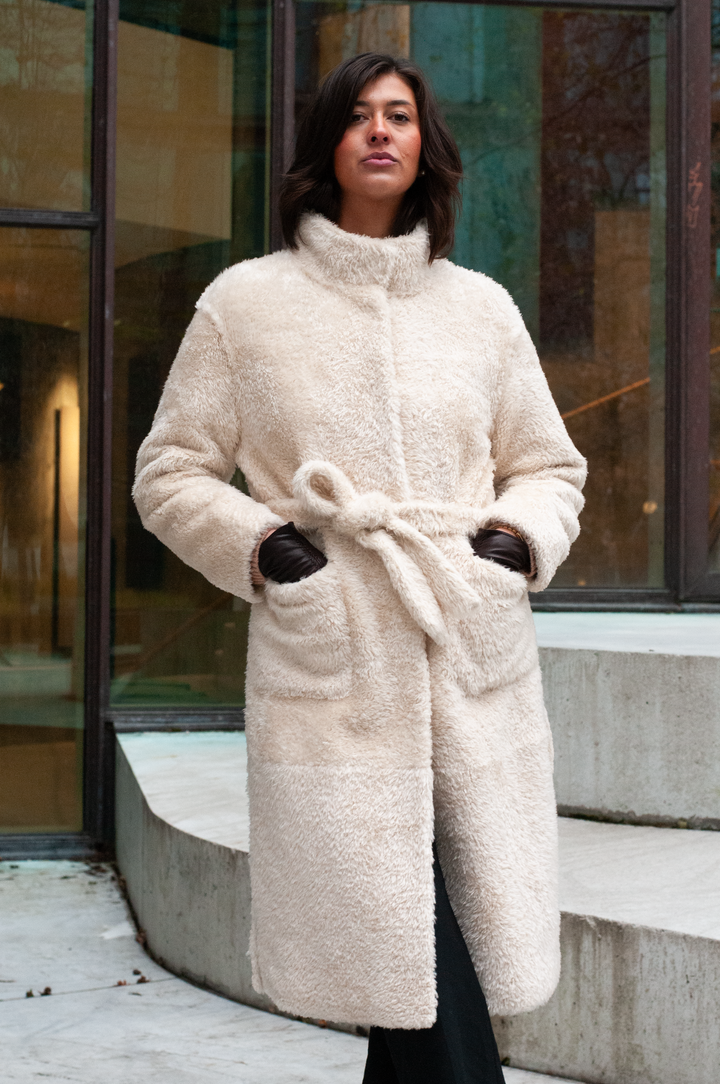 Ilga, 109 cm. - Halsband - La Coon Lamb - Damen - Beige