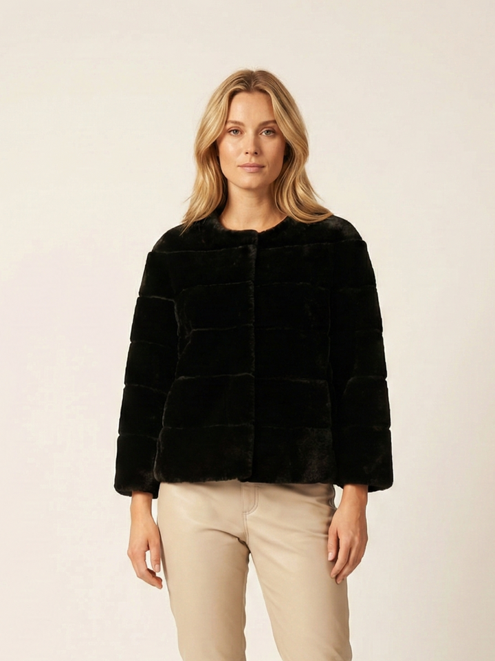 Horiane, 55 cm. - Lamm rakt hår - Dam - Svart