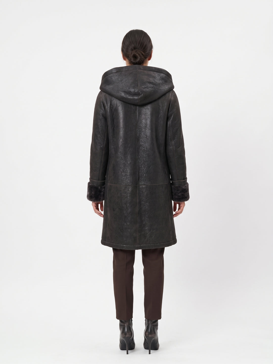 969, 90 cm. - Huva - Nappa Lamb Crack - Dam - Brun / Lamme Pels - Levinsky – Kvinde
