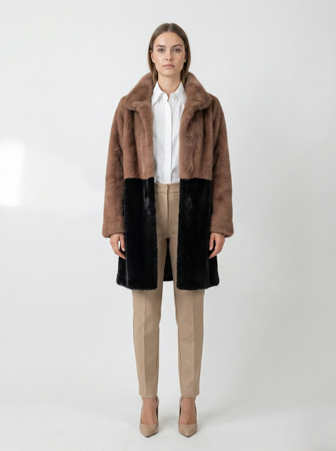 Ganaia, 85 cm. - Kragen – Nerz – Damen – Schwarz und Staubrosa