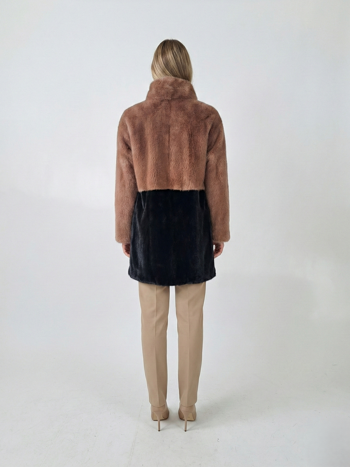 Ganaia, 85 cm. - Kragen – Nerz – Damen – Schwarz und Staubrosa