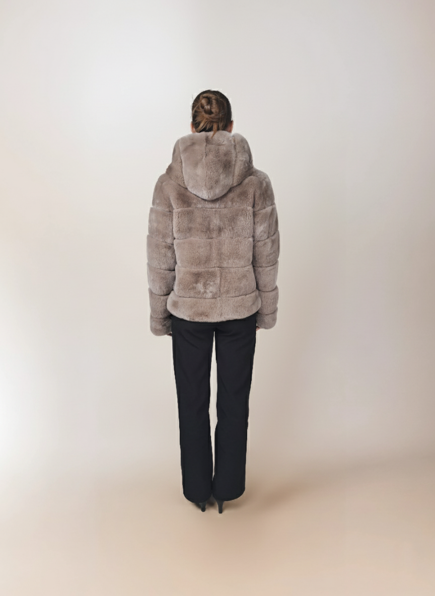 Petrovski, 60 cm. - Huva - Rex - Dam - Cafe Latte