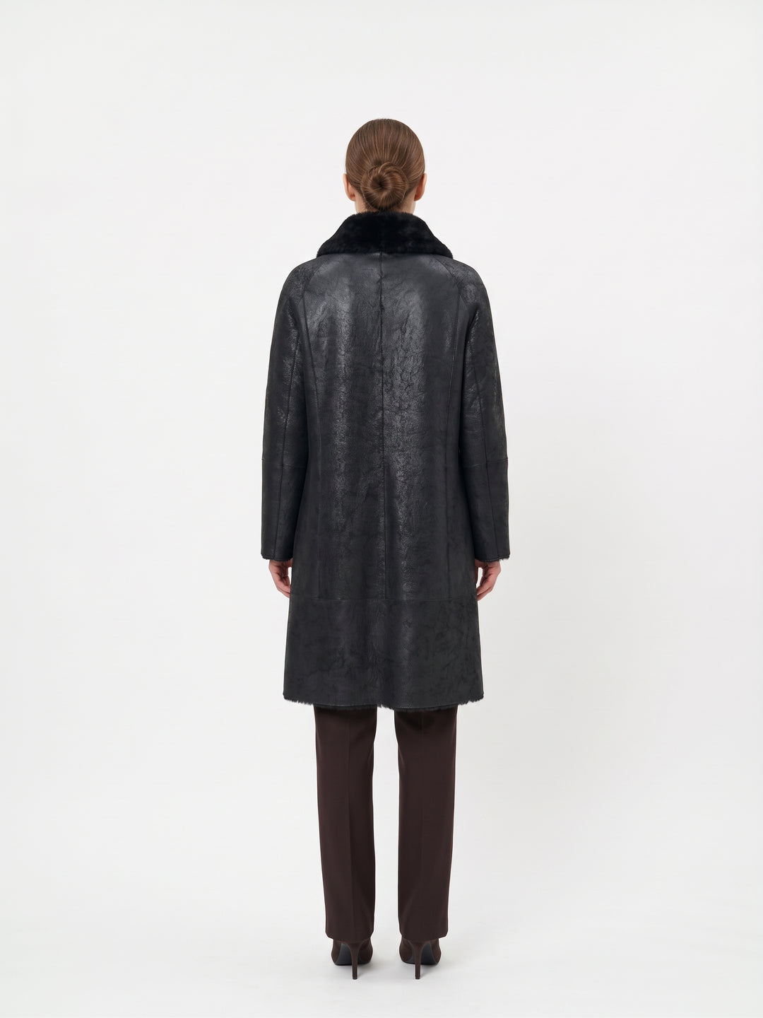 Jamie, 105 cm. - Krage - Nappa Lamb - Dame - Svart