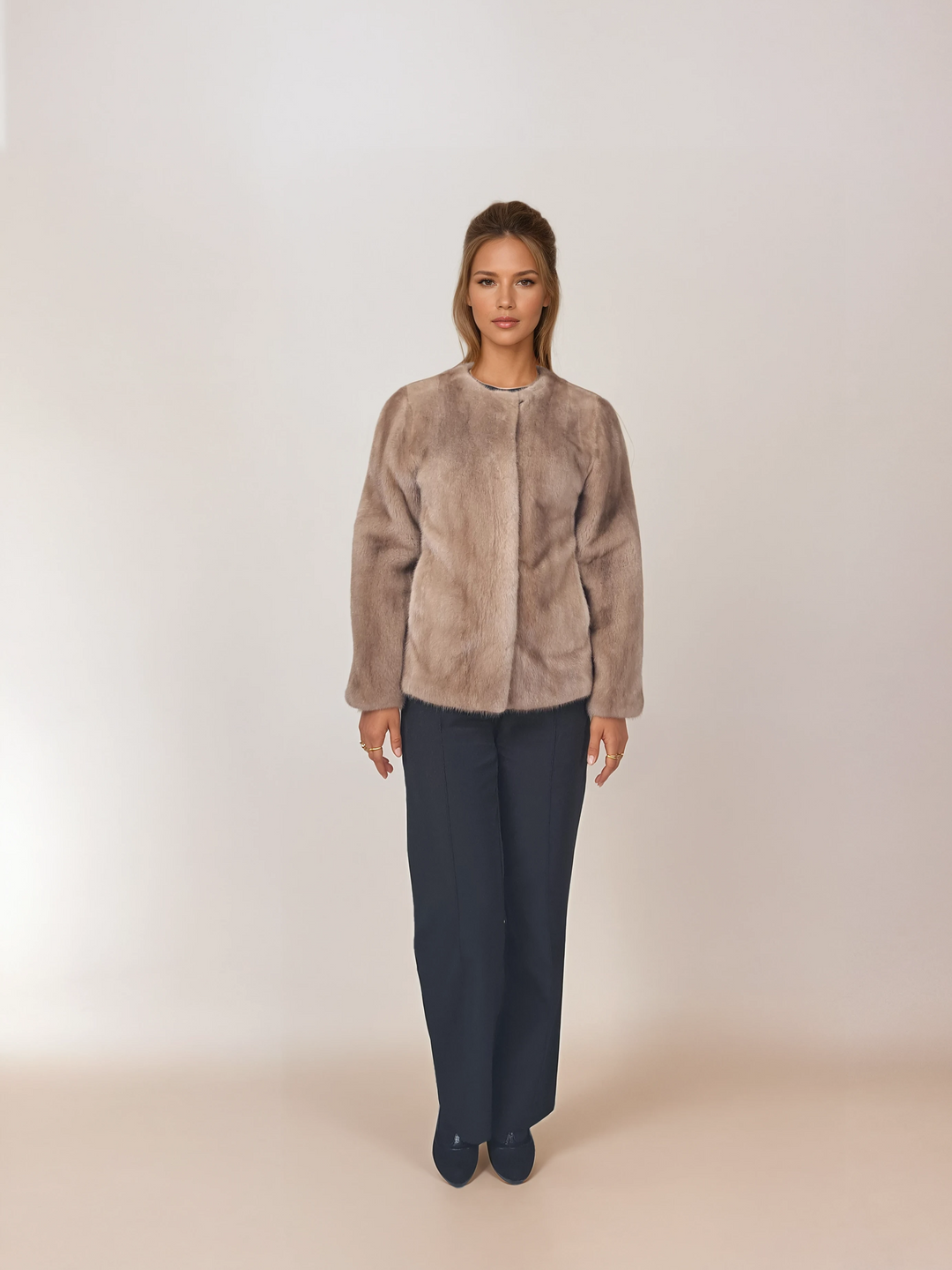 Chanel, 60 cm. - Mink - Kvinnor - Pastell