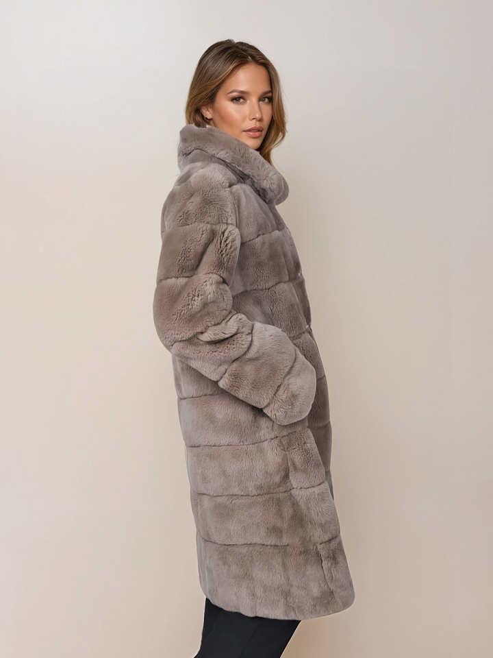 Petrovski, 100 cm. - Krage - Rex - Dam - Cafe Latte