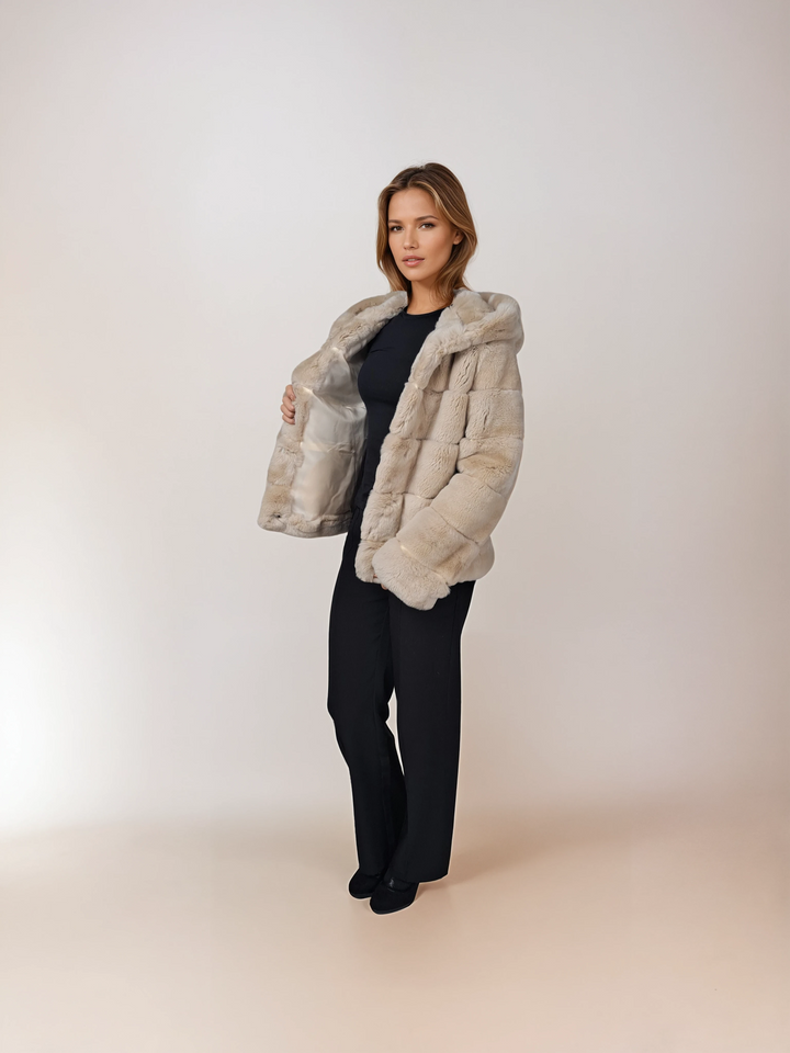 Petrovski, 60 cm. - Hood - Rex - Kvinner - Krem