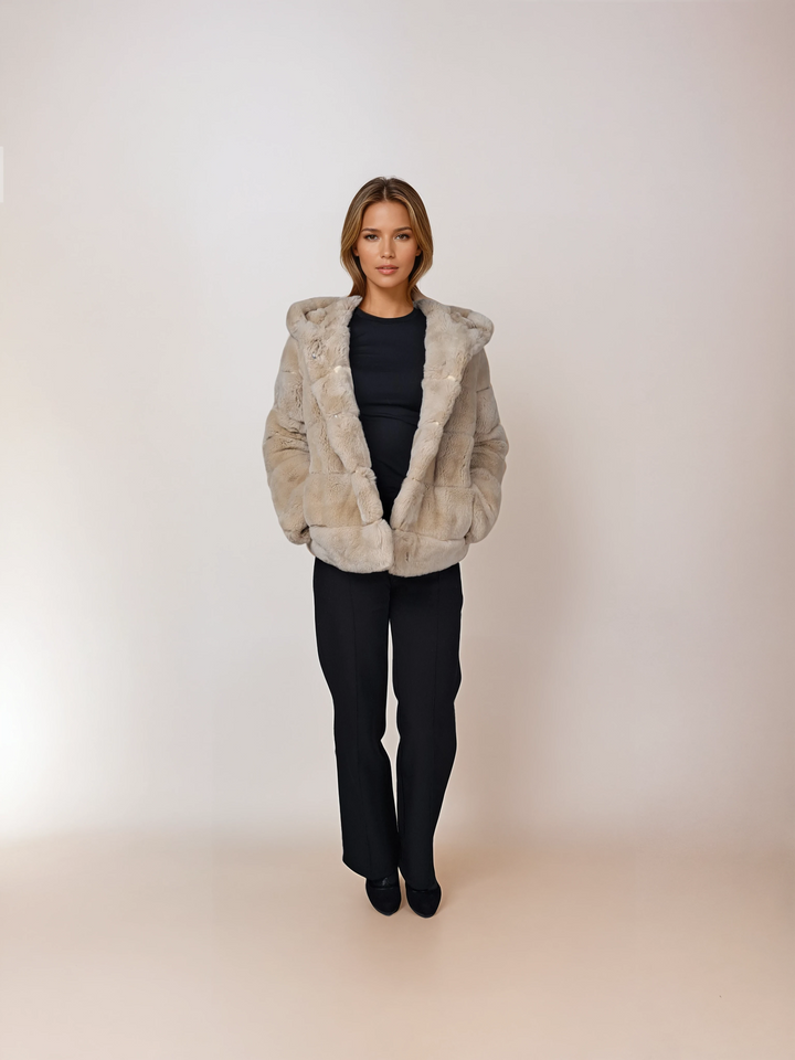 Petrovski, 60 cm. - Hood - Rex - Kvinner - Krem