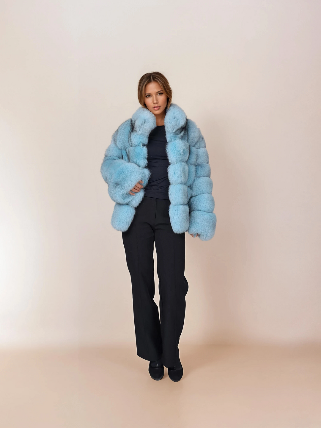 Virginia, 60 cm. - Blue Fox - Dam - Turkos