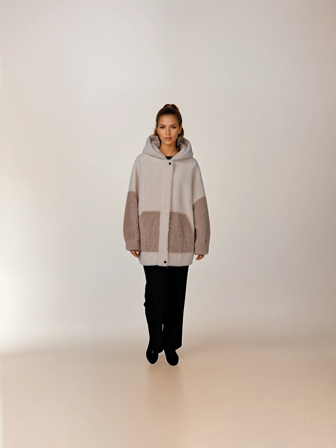 Ilyana, 75 cm. - Hætte - Air Wool Raffle - Damer - Off White