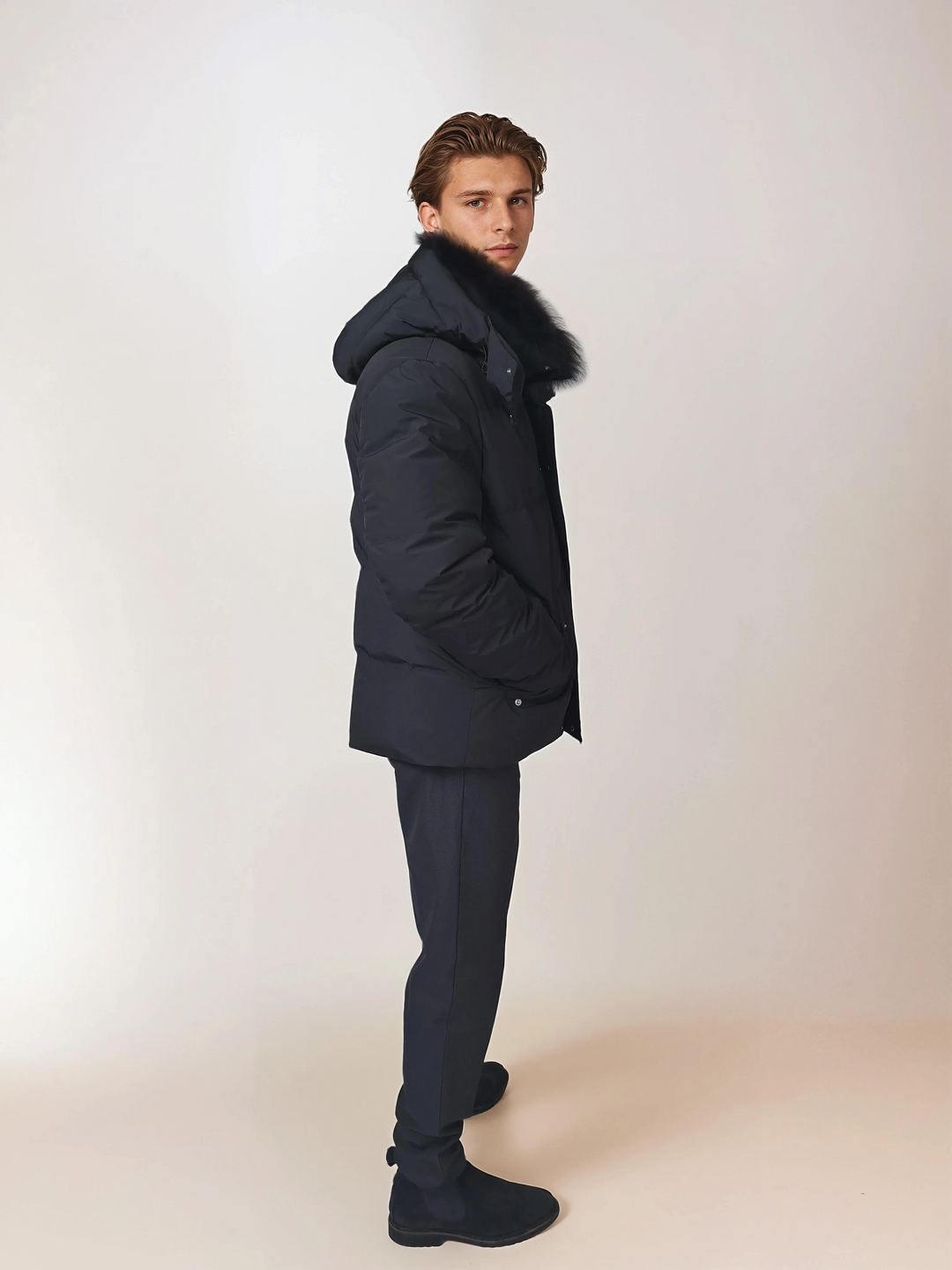 Joshua, 75 cm. - Unten - Mann - Schwarz