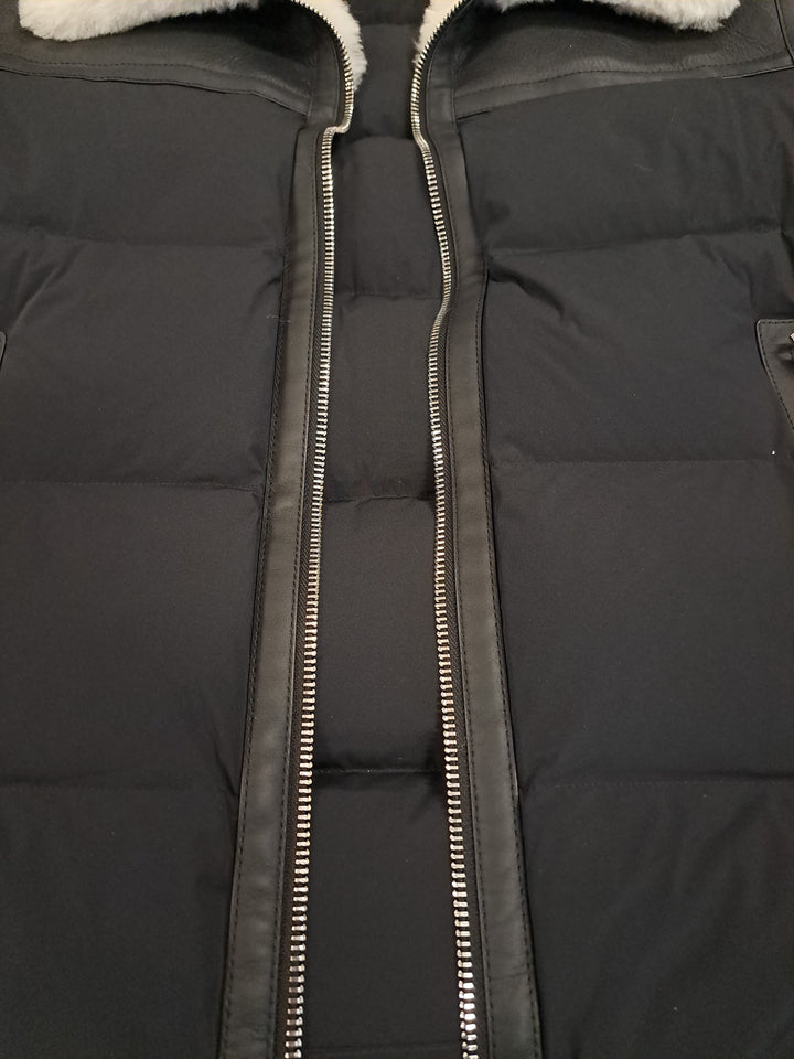 Jake, 67 cm. - Ned - Mand - Sort