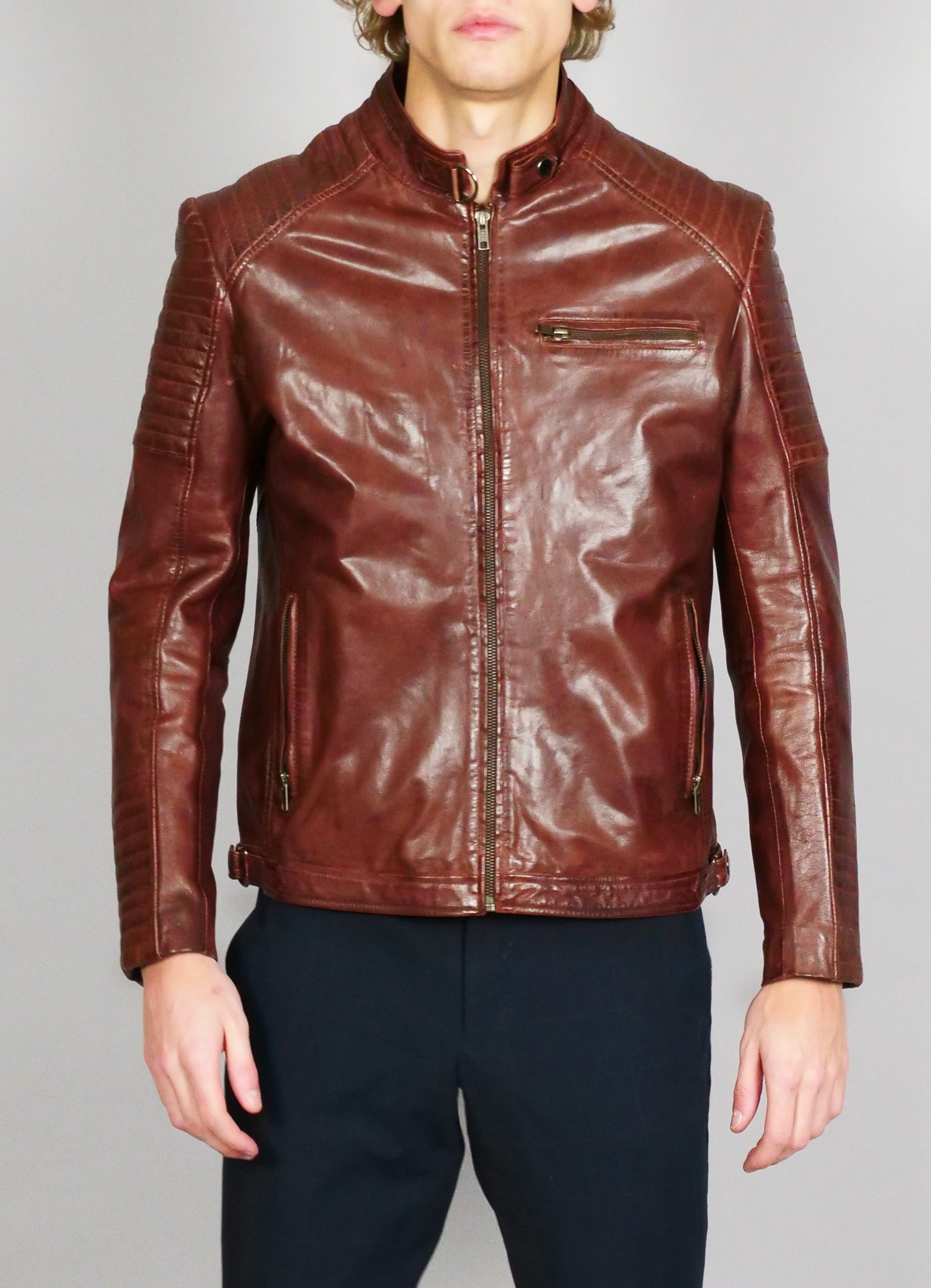 15 Really Good Outfits: How to Wear a Brown Leather Jacket - Be So You