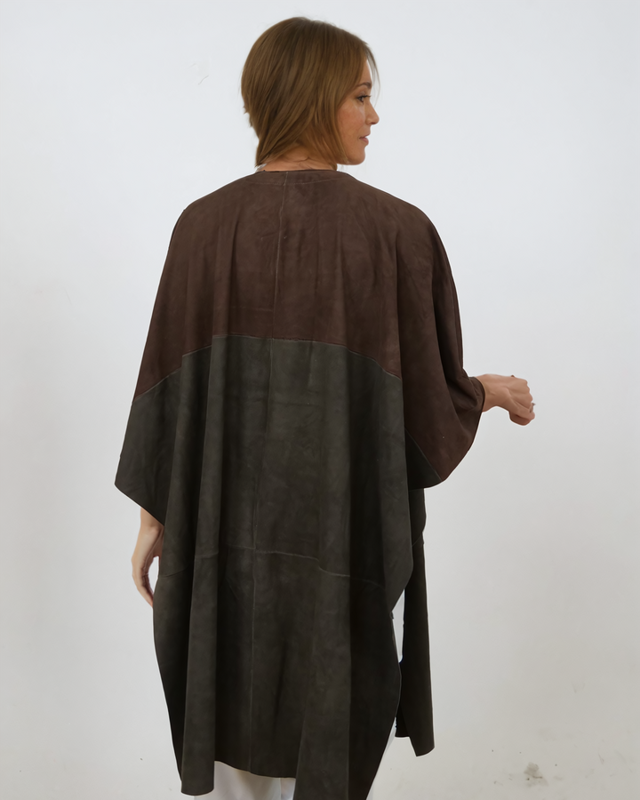 Inna Poncho, 95 cm. – Ziegenwildleder – Damen – Braun &amp; Oliv