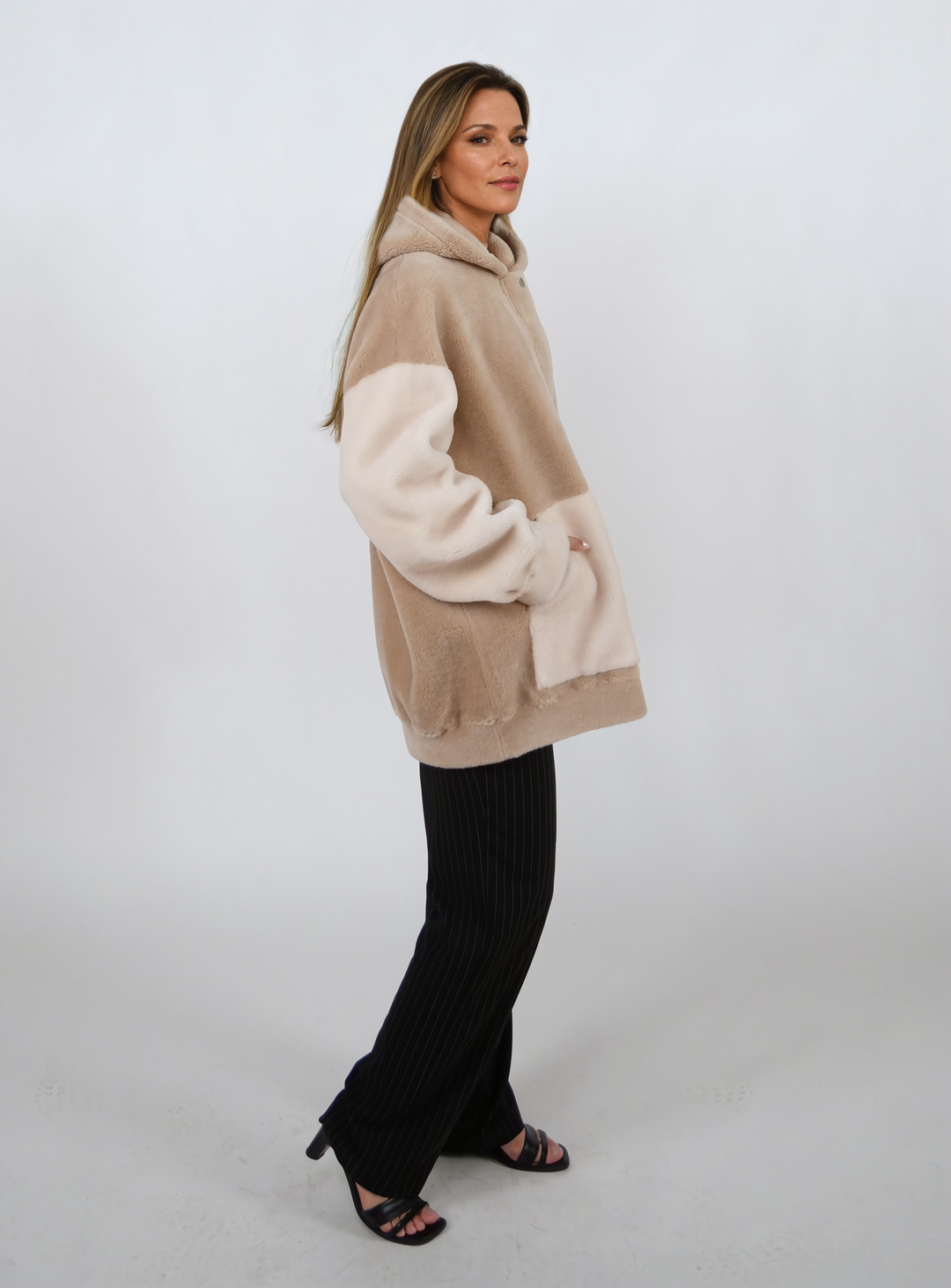 Inani 73 cm. - Air wool fur jacket - Dame - Cafe latte