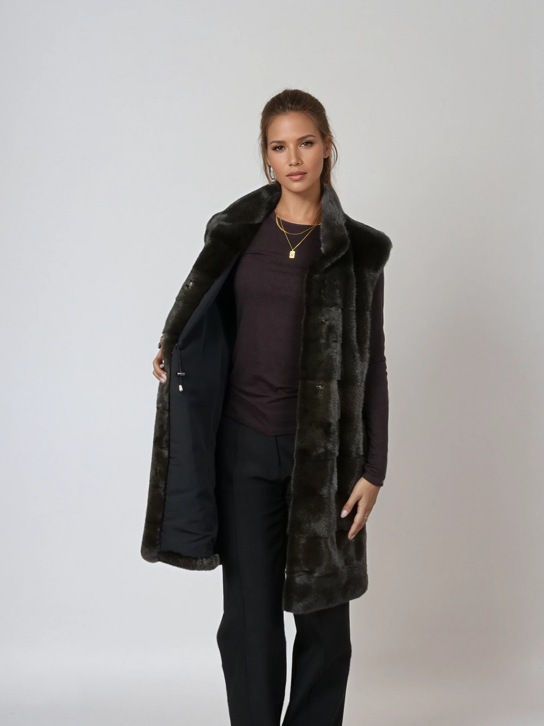 Denise West, 92 cm. - Halsband - Mink - Kvinnor - Armé