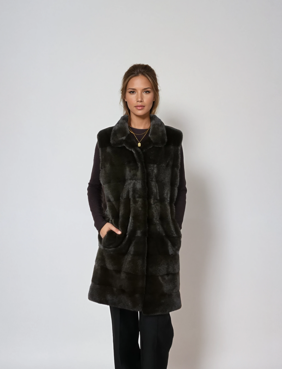 Denise West, 92 cm. - Halsband - Mink - Kvinnor - Armé