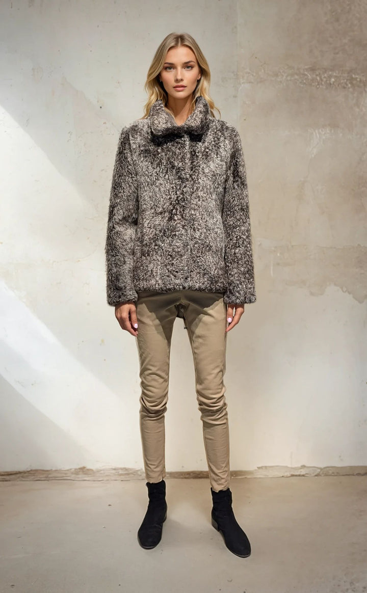 Irbid, 63 cm. – Halsband – La Coon Lamb – Damen – Dunkelbraun