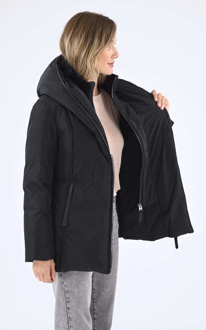 A "ADALI-NFR" Noir Mackage 3/4 Doudoune Femme interior photo