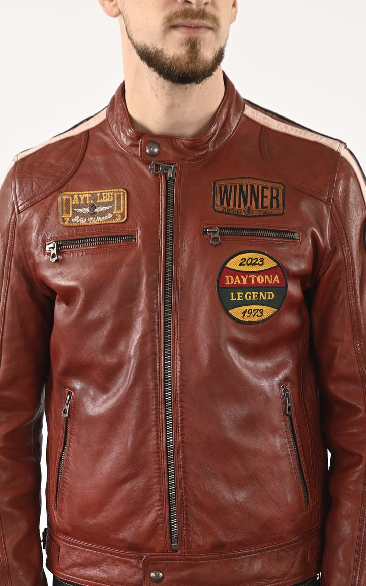 A "WARTBURG 102832" Rouge Daytona 73 Blouson Homme details photo