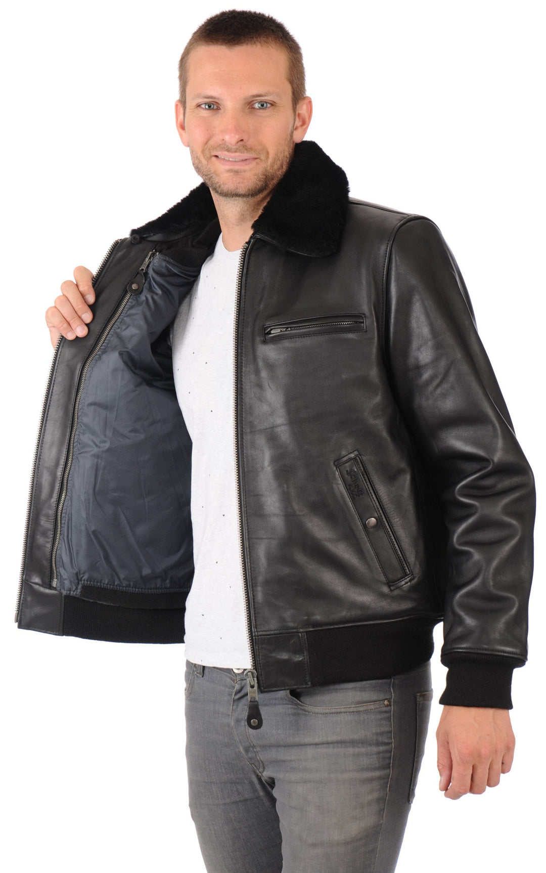A "LC1380" Noir Schott Pilote Homme interior photo