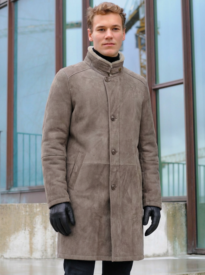 Carlo, 100 cm. - Krage - Mocka Lamm - Man - Mörk Ek